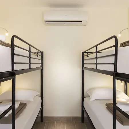 Hostel Enjoy *