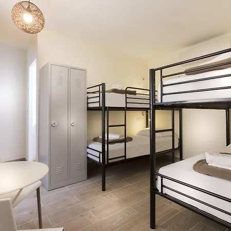 Hostel Enjoy
