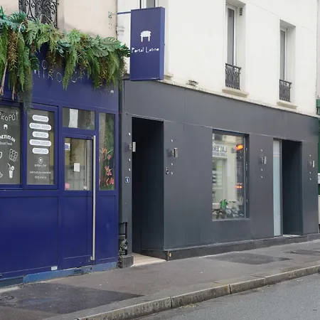 Hostel Enjoy Paris