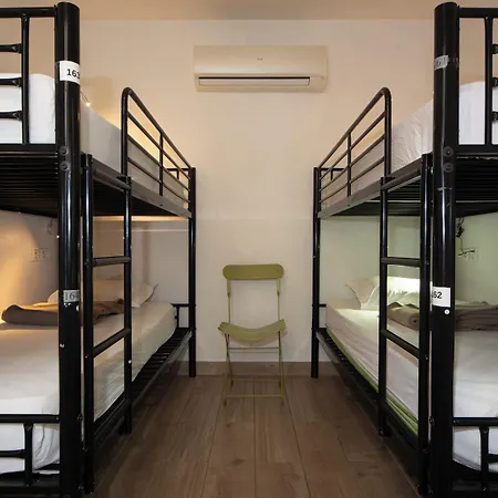Hostel Enjoy Paris