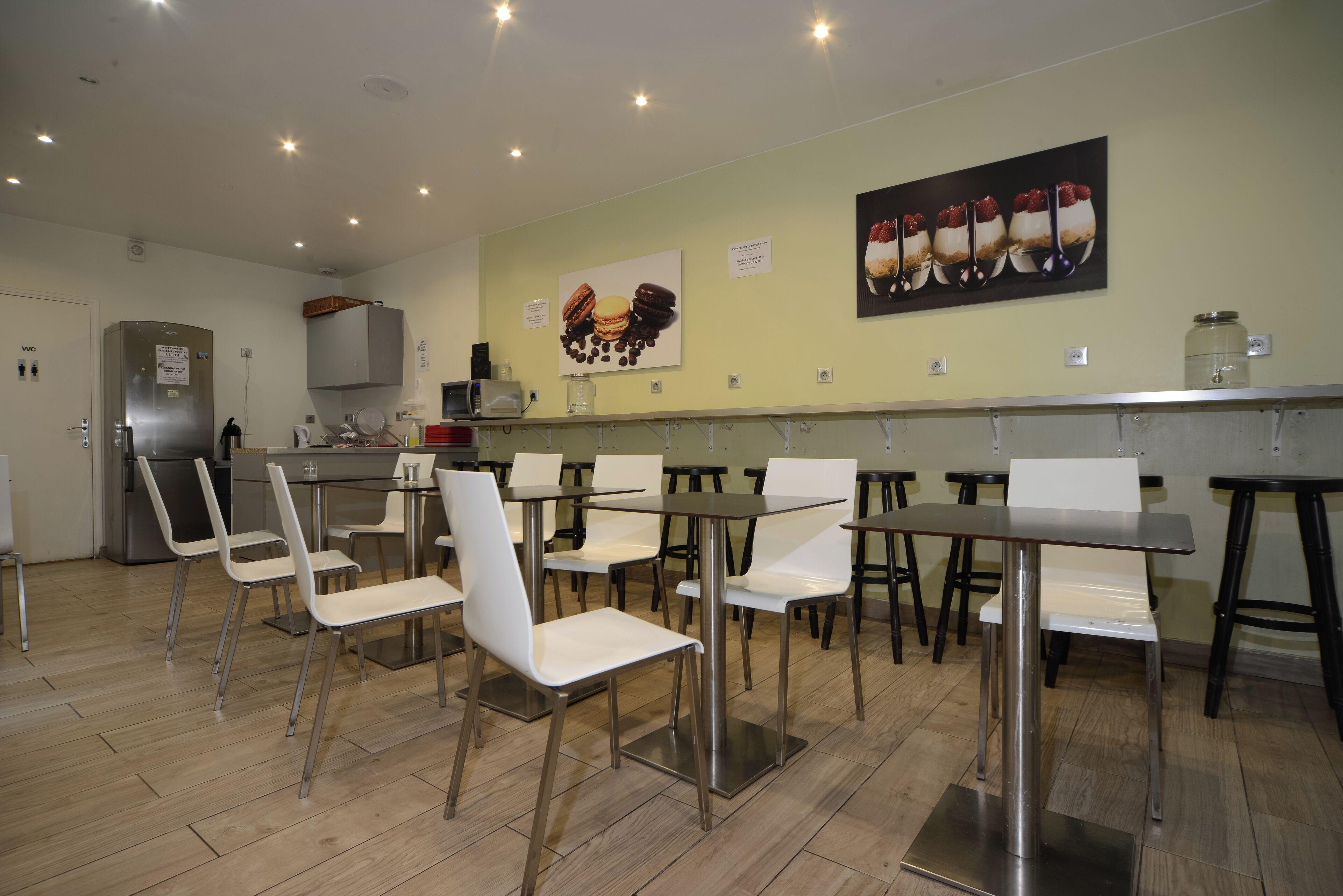 Ostello Enjoy Parigi